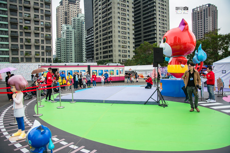 |親子旅遊|全台唯一妖怪手錶亞洲最大戶外主題展,趕快來找宇宙最大吉胖喵 - 阿婷的旅行札記。