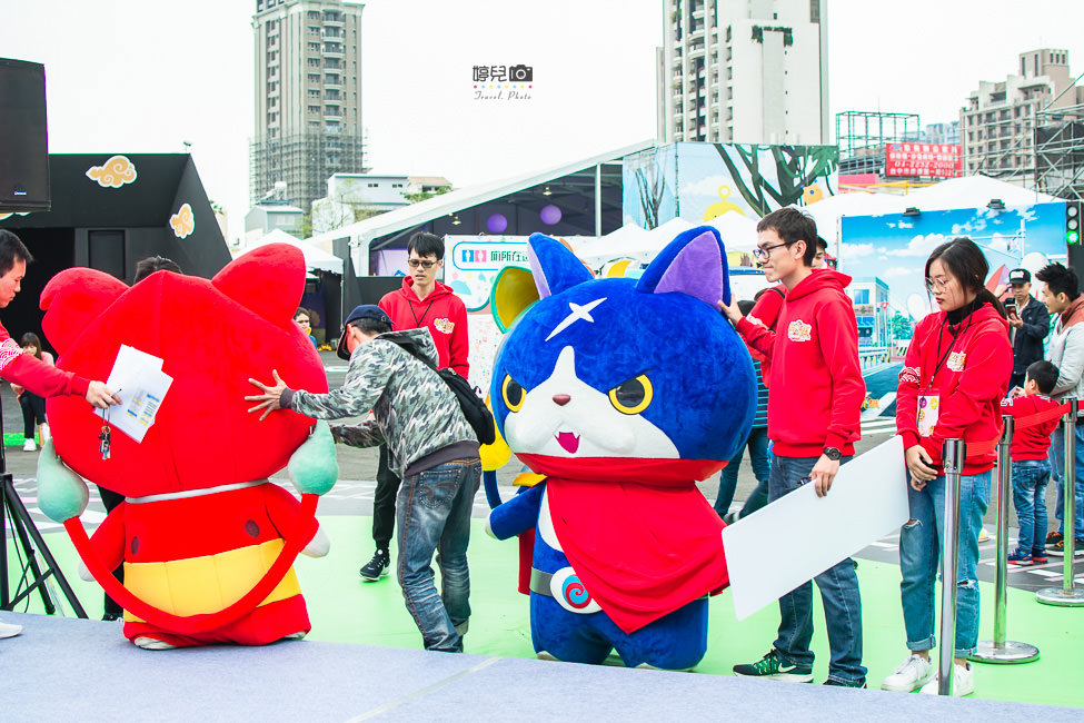 |親子旅遊|全台唯一妖怪手錶亞洲最大戶外主題展,趕快來找宇宙最大吉胖喵 - 阿婷的旅行札記。