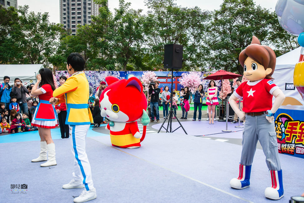 |親子旅遊|全台唯一妖怪手錶亞洲最大戶外主題展,趕快來找宇宙最大吉胖喵 - 阿婷的旅行札記。