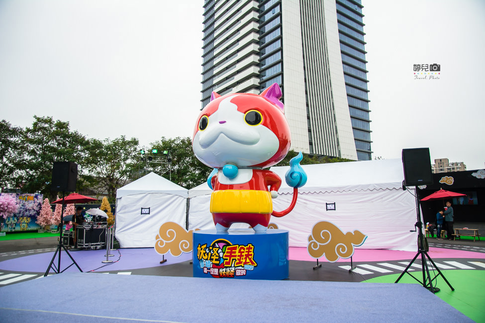 |親子旅遊|全台唯一妖怪手錶亞洲最大戶外主題展,趕快來找宇宙最大吉胖喵 - 阿婷的旅行札記。