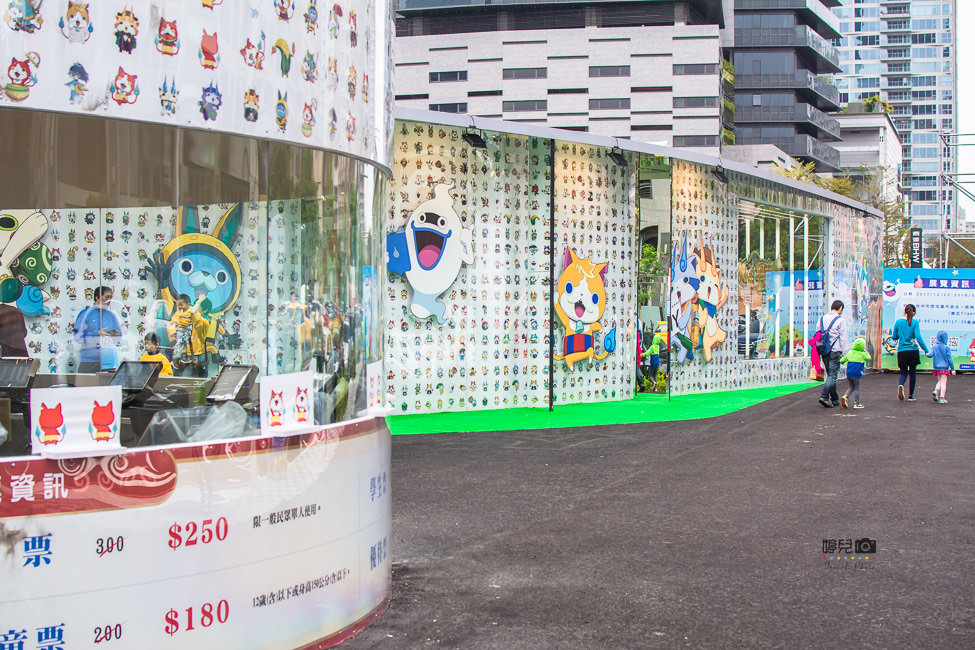 |親子旅遊|全台唯一妖怪手錶亞洲最大戶外主題展,趕快來找宇宙最大吉胖喵 - 阿婷的旅行札記。