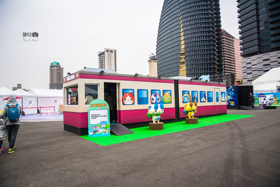 |親子旅遊|全台唯一妖怪手錶亞洲最大戶外主題展,趕快來找宇宙最大吉胖喵 - 阿婷的旅行札記。