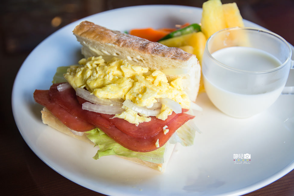 ｜屏東住宿｜林房民宿，一棟被樹林與愛包圍溫暖的『家』 - 阿婷的旅行札記。