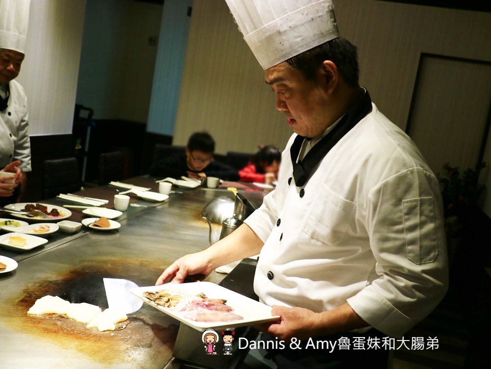 《新竹鐵板燒餐廳》莉格鐵板燒。新竹市區內份量十足牛排鐵板燒。海鮮肉品一次滿足︱（影片）