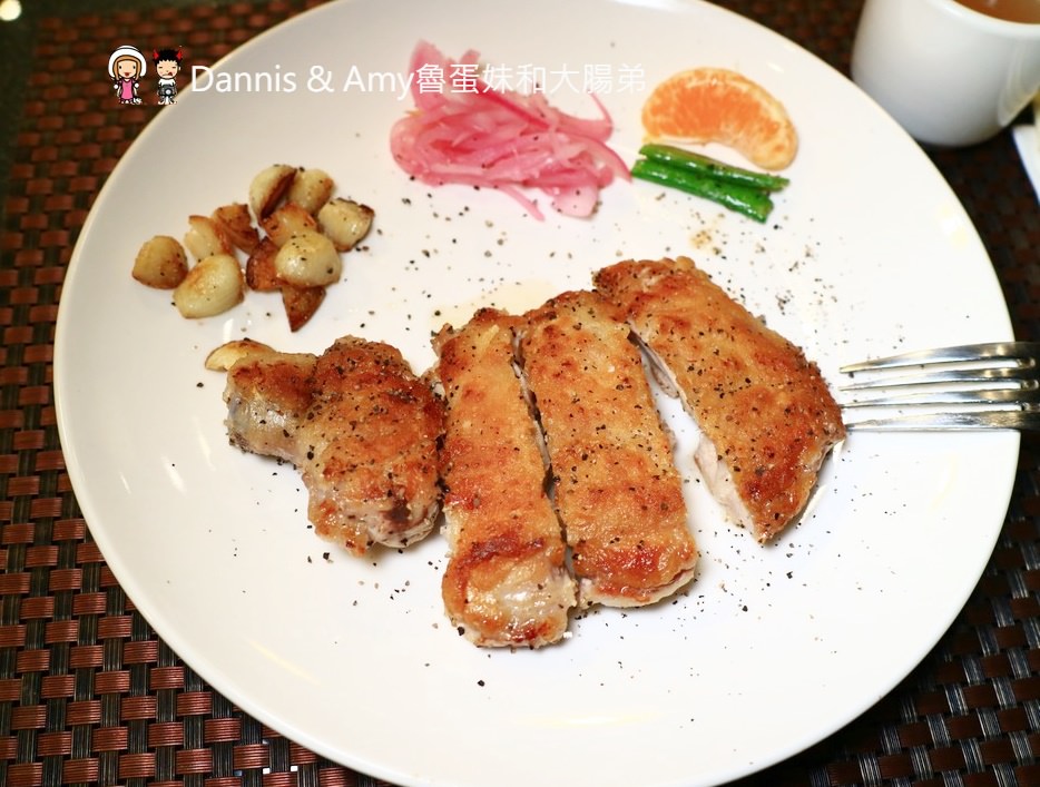 《新竹鐵板燒餐廳》莉格鐵板燒。新竹市區內份量十足牛排鐵板燒。海鮮肉品一次滿足︱（影片）