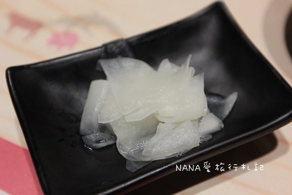 定食8(頭份大潤發店)：苗栗頭份》定食8,頭份大潤發店。美味超值日式定食,上班族聚餐首選