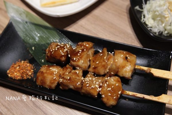 定食8(頭份大潤發店)：苗栗頭份》定食8,頭份大潤發店。美味超值日式定食,上班族聚餐首選