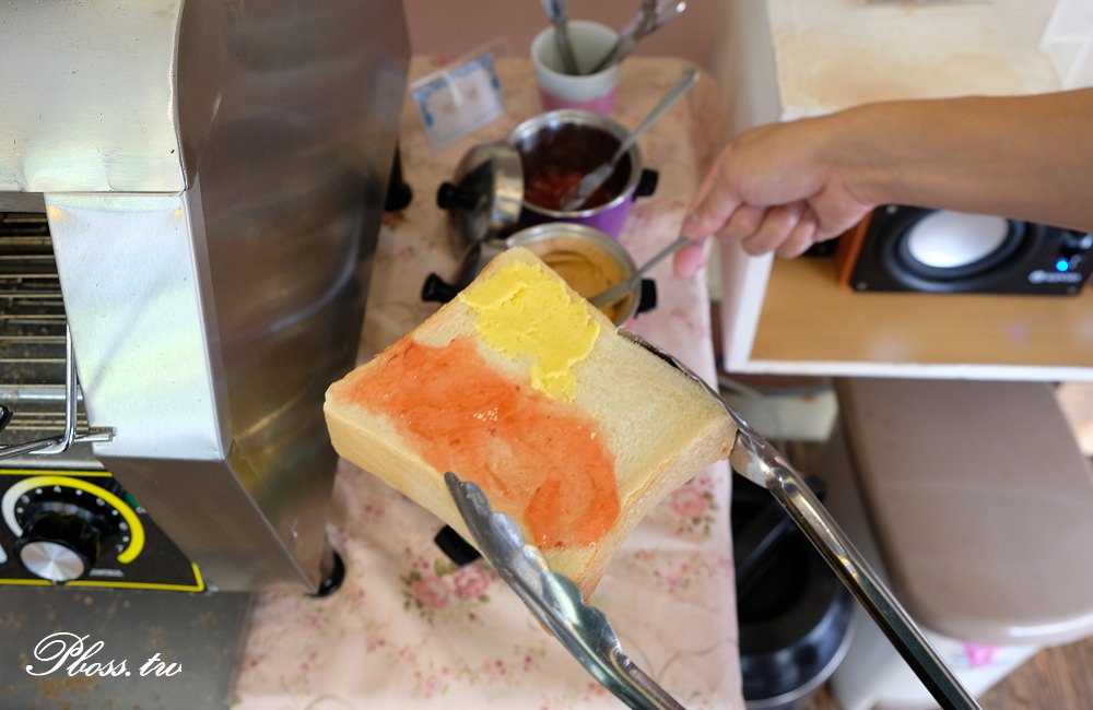 [台南]東區 菲律賓特色料理|羅望子牛腩鍋vs農夫醬|自助式早午餐吃到飽 伊家YI HOME Brunch