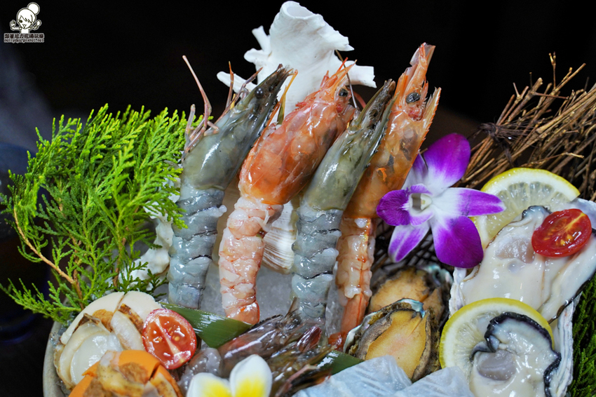 北高雄巷弄鍋物 季樂涮涮鍋，大口吃肉、澎派海鮮之鍋物推薦｜免費冰淇淋、飲品、甜湯 - 跟著尼力吃喝玩樂＆親子生活