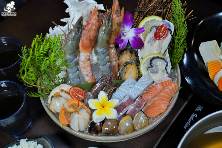 北高雄巷弄鍋物 季樂涮涮鍋，大口吃肉、澎派海鮮之鍋物推薦｜免費冰淇淋、飲品、甜湯 - 跟著尼力吃喝玩樂＆親子生活