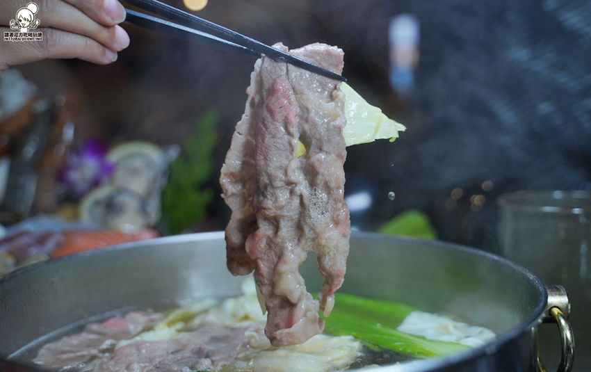 北高雄巷弄鍋物 季樂涮涮鍋，大口吃肉、澎派海鮮之鍋物推薦｜免費冰淇淋、飲品、甜湯 - 跟著尼力吃喝玩樂＆親子生活