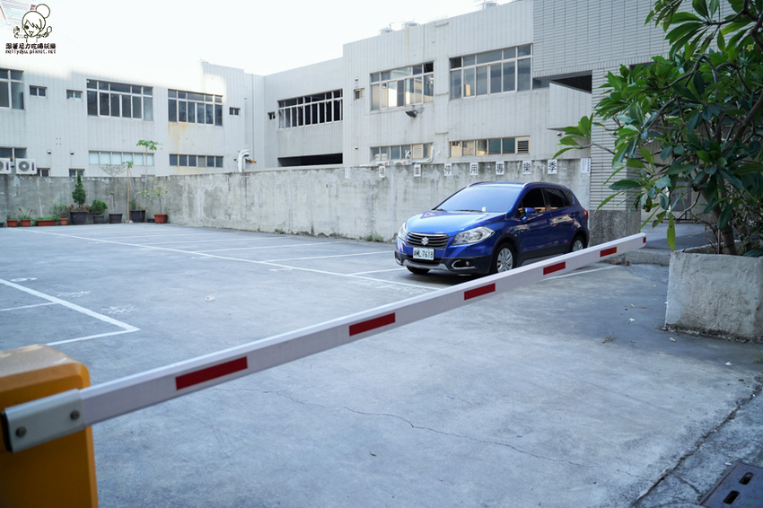 北高雄巷弄鍋物 季樂涮涮鍋，大口吃肉、澎派海鮮之鍋物推薦｜免費冰淇淋、飲品、甜湯 - 跟著尼力吃喝玩樂＆親子生活