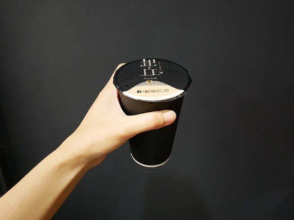 起丘早餐:起丘-新北江子翠項弄內手製早餐 許多新奇口味等待挖掘 吐司、口袋餅想吃什麼自己選 爆漿起司超犯規