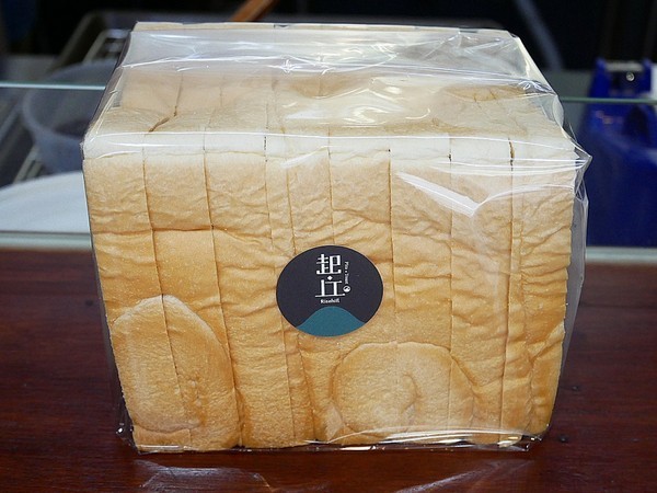 起丘早餐:起丘-新北江子翠項弄內手製早餐 許多新奇口味等待挖掘 吐司、口袋餅想吃什麼自己選 爆漿起司超犯規