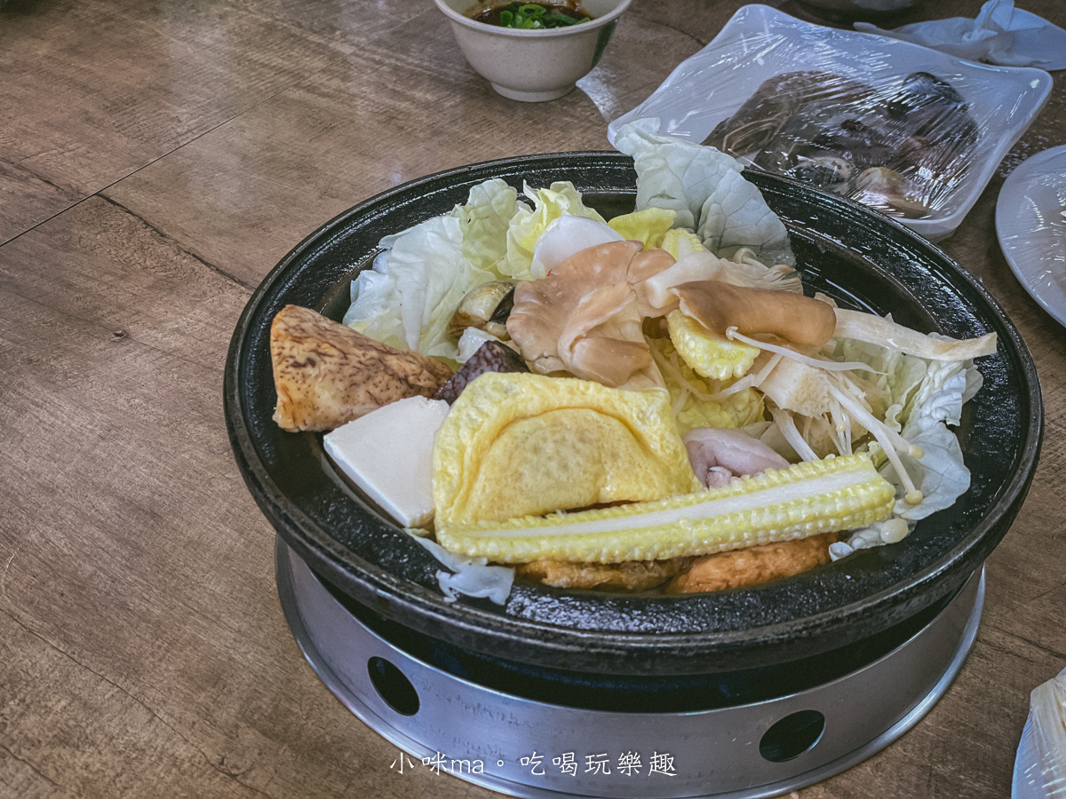 福緣火鍋|金山在地人氣小火鍋,開在中油旁邊有夠不起眼,連平日都要排隊,內附完整菜單 金山美食