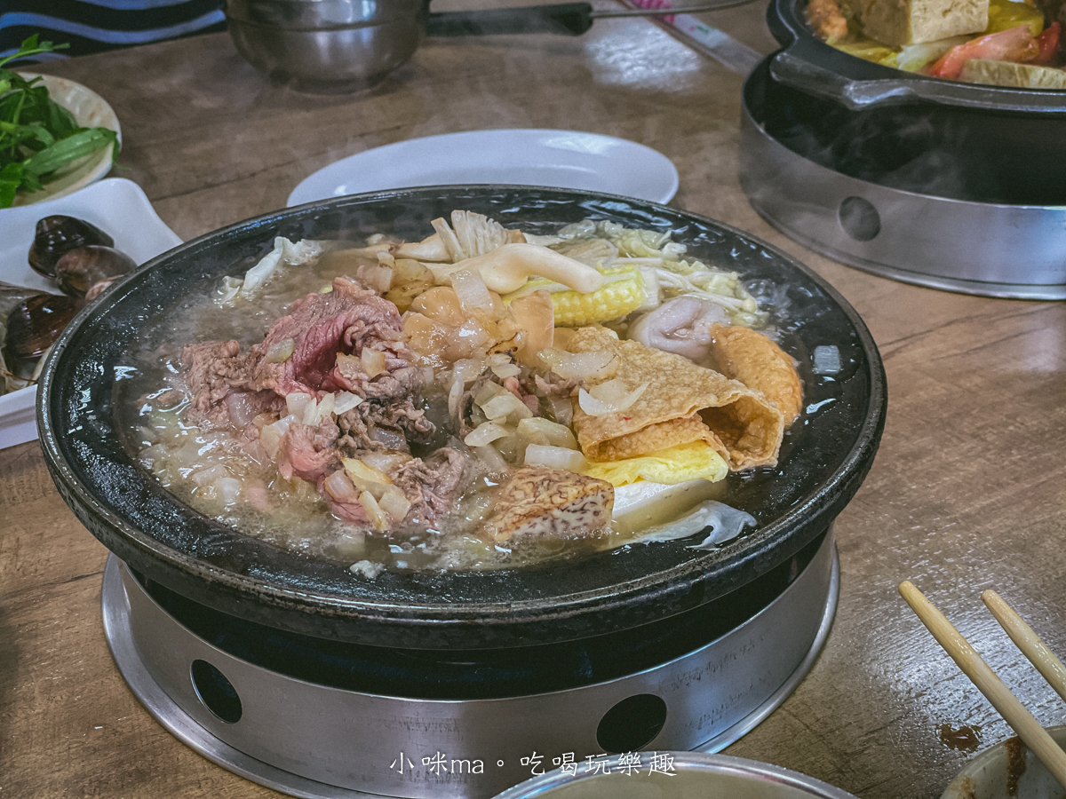 福緣火鍋|金山在地人氣小火鍋,開在中油旁邊有夠不起眼,連平日都要排隊,內附完整菜單 金山美食