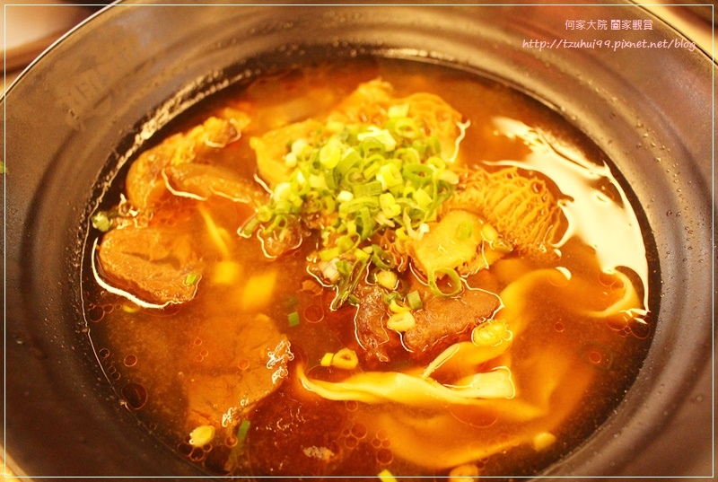 旭麵麵手工麵食牛肉麵(微風台北車站台灣夜市區) 13.JPG