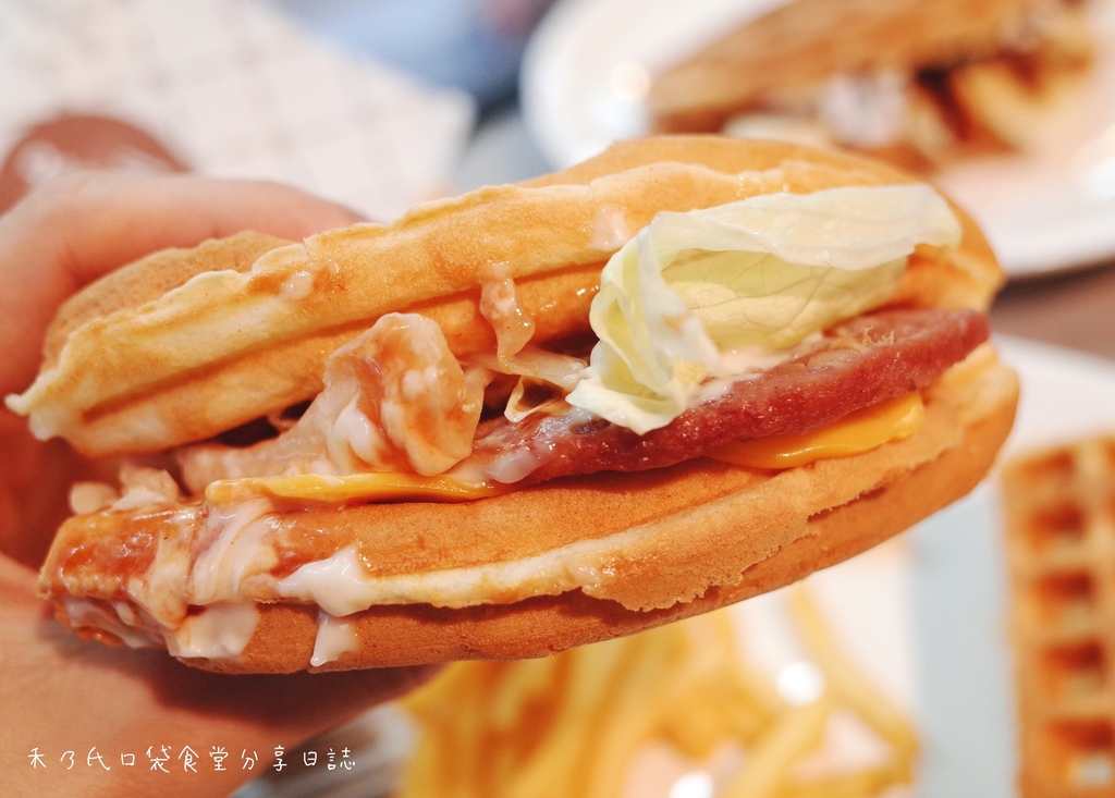 18-03-01-00-42-26-056_deco.jpg 18-03-01-00-42-26-056_deco.jpg