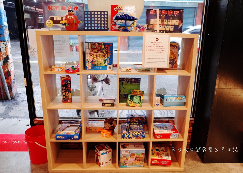 18-02-28-16-32-10-990_deco.jpg 18-02-28-16-32-10-990_deco.jpg