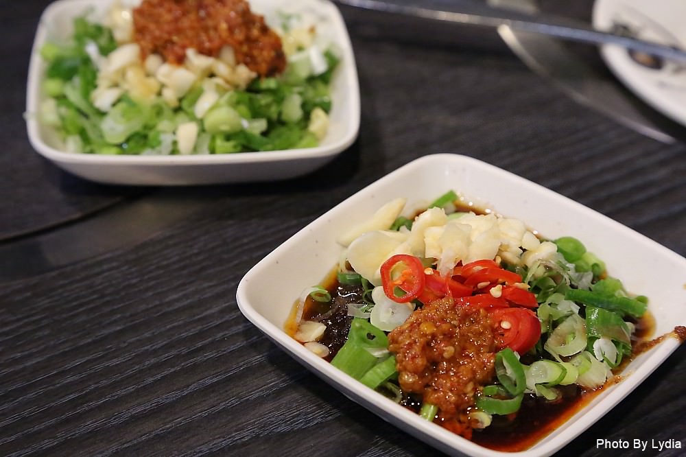 台南火鍋｜楊記麻辣火鍋夏林店:有好湯頭的平價小火鍋，160元搞定一個人的麻辣鍋｜台南麻辣火鍋｜個人鍋 - 台南好Food遊