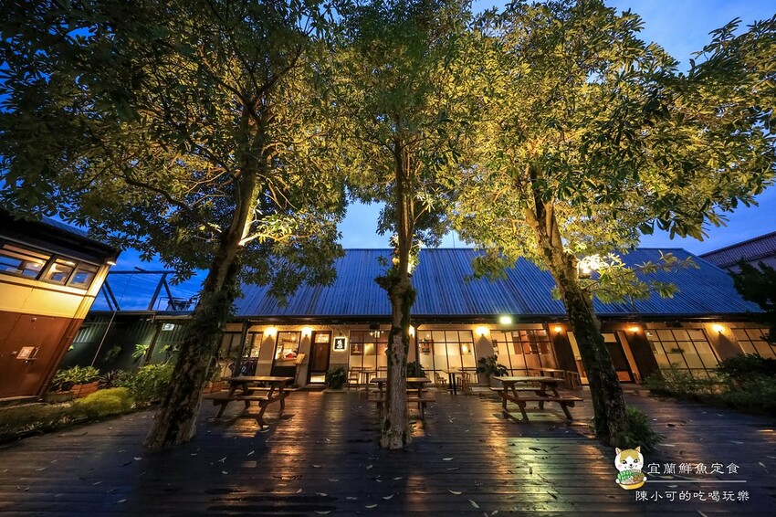 宜蘭縣礁溪鄉【宜蘭美食】里海咖啡鮮魚定食餐廳，新菜單漁夫鍋推薦！