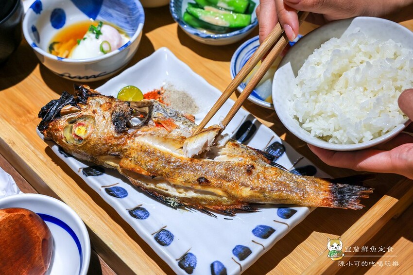 宜蘭縣礁溪鄉【宜蘭美食】里海咖啡鮮魚定食餐廳，新菜單漁夫鍋推薦！
