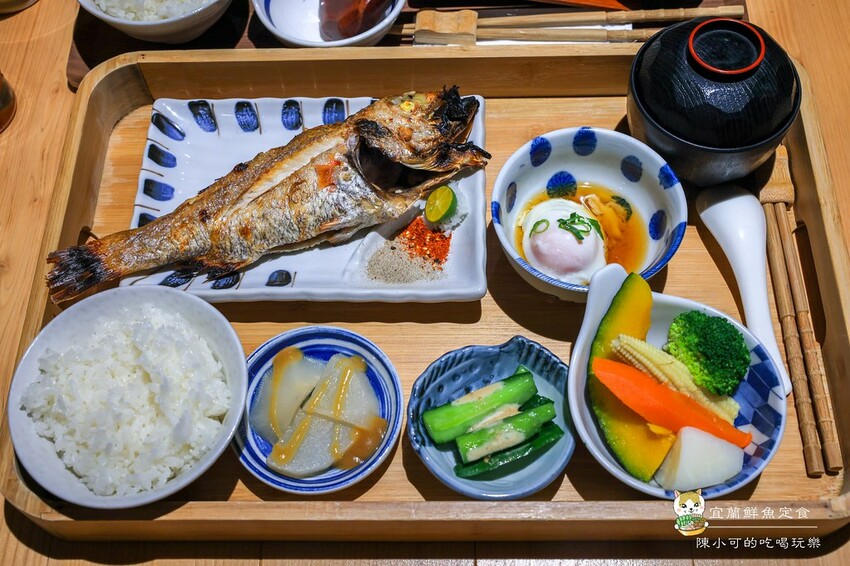 宜蘭縣礁溪鄉【宜蘭美食】里海咖啡鮮魚定食餐廳，新菜單漁夫鍋推薦！