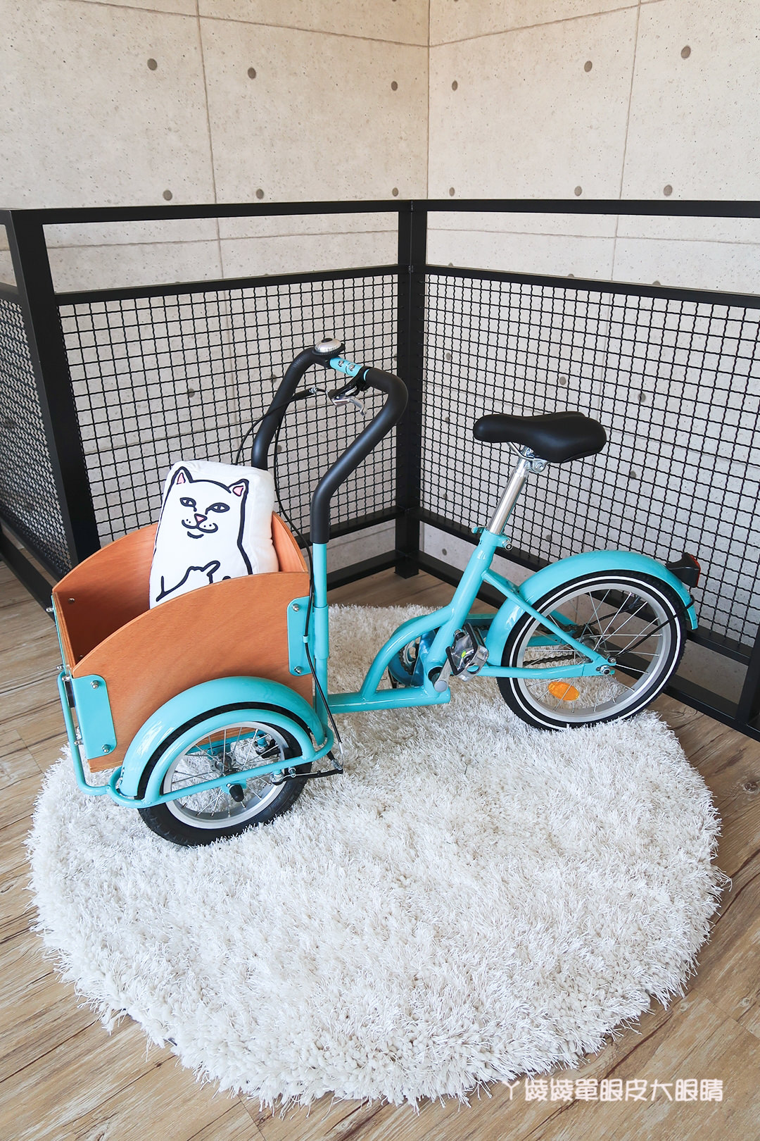 新竹飲料店推薦茶痞客！巨城旁的鑽石玻璃屋，茶品現點現沖！營業近凌晨，提供WIFI及插座