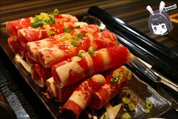 千荷田鍋物專賣：[食記]►台南永康區◄新開幕之千荷田鍋物專賣－逛累了大賣場來吃鍋物剛剛好、推薦北海道牛奶起士海鮮鍋、韓式銅盤烤肉