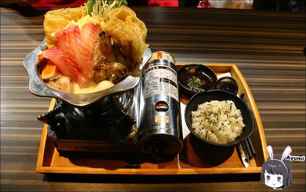 千荷田鍋物專賣：[食記]►台南永康區◄新開幕之千荷田鍋物專賣－逛累了大賣場來吃鍋物剛剛好、推薦北海道牛奶起士海鮮鍋、韓式銅盤烤肉