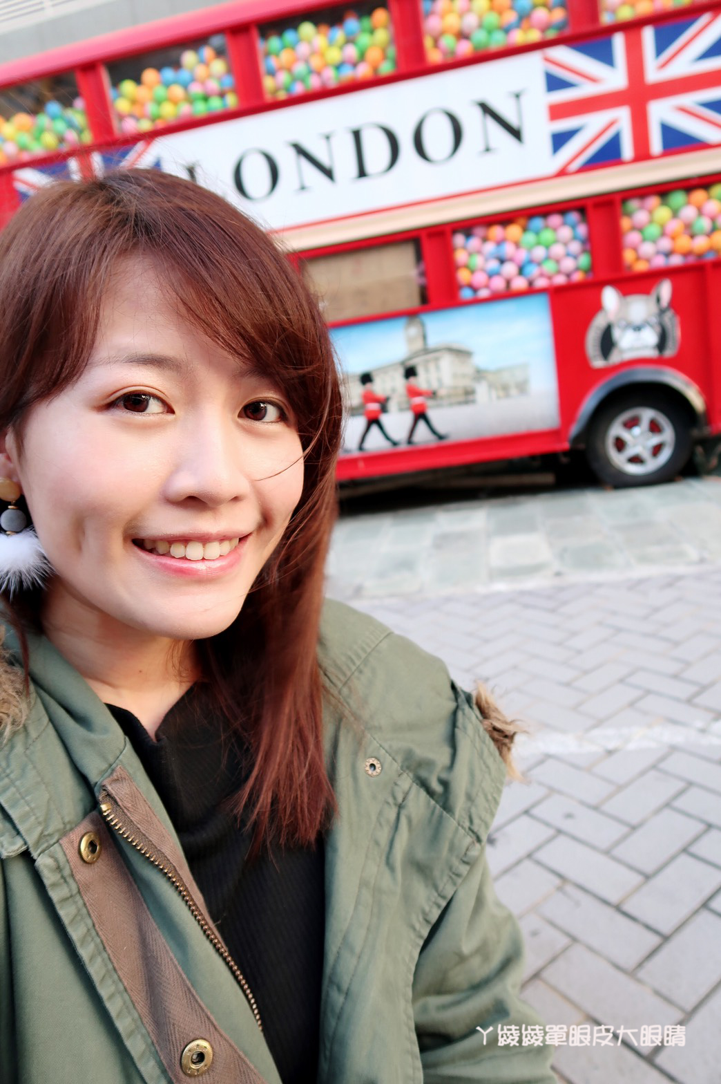 超大巨型扭蛋機來新竹大遠百囉!雙層扭蛋巴士帶你一秒飛英國倫敦