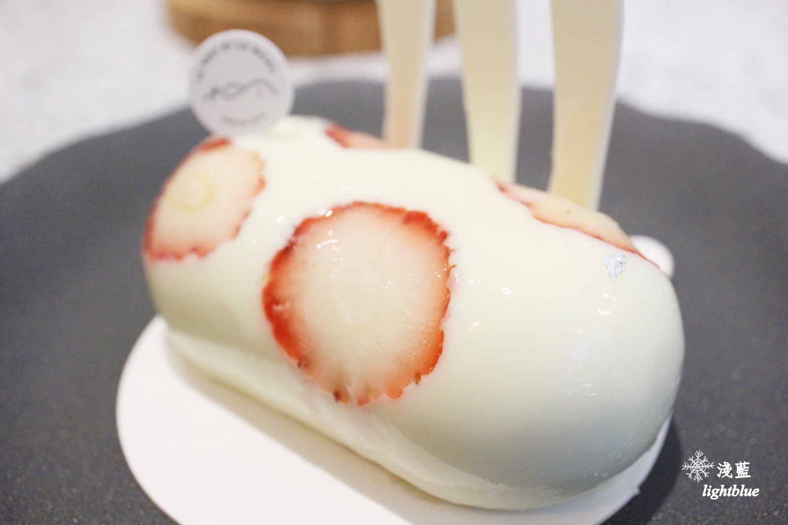 [ 古亭站美食 ] 淺藍 × 九日風～每日少量供應，造型精緻的甜點