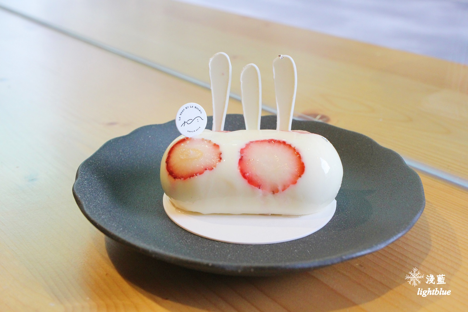 [ 古亭站美食 ] 淺藍 × 九日風～每日少量供應，造型精緻的甜點