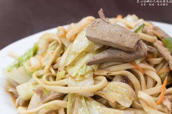 粗飽食堂:高雄苓雅丨粗飽食堂 三信家商前,隱藏在巷子裡的平價家常味兒~