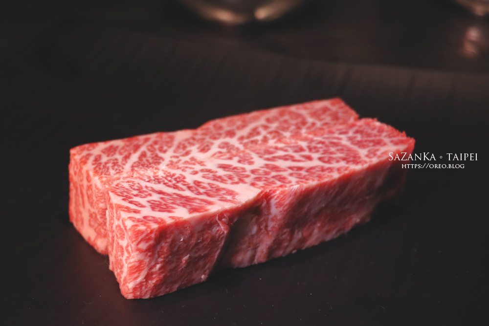 大直山茶花鐵板燒│鐵板上的高檔美味！直逼日本水準的鹿兒島和牛/美國極黑牛料理~約會餐廳/孝親餐廳 - OREO的旅行日記