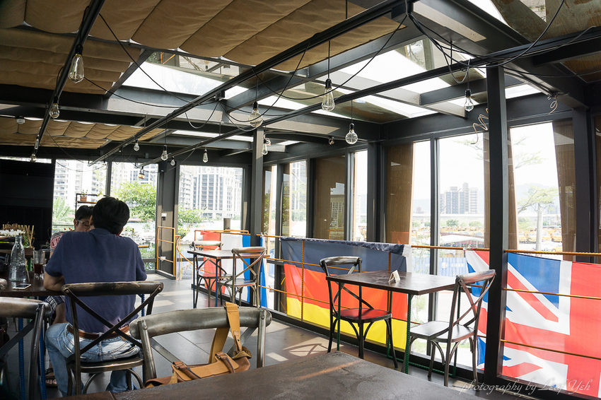 阿達阿永咖啡廳,ERC Cafe內湖店,內湖貨櫃屋咖啡館,內湖景觀餐廳,堤緣雞塢