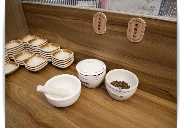 天冷來補一下「德記中藥火鍋-台南總店」中藥入鍋 ❤