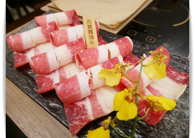 天冷來補一下「德記中藥火鍋-台南總店」中藥入鍋 ❤