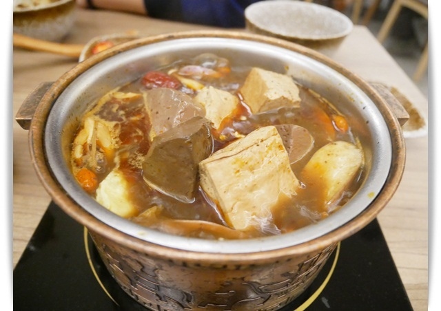 天冷來補一下「德記中藥火鍋-台南總店」中藥入鍋 ❤