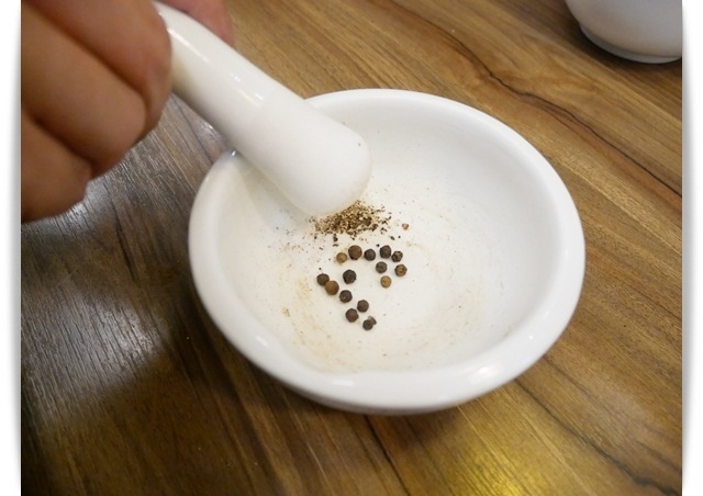 天冷來補一下「德記中藥火鍋-台南總店」中藥入鍋 ❤