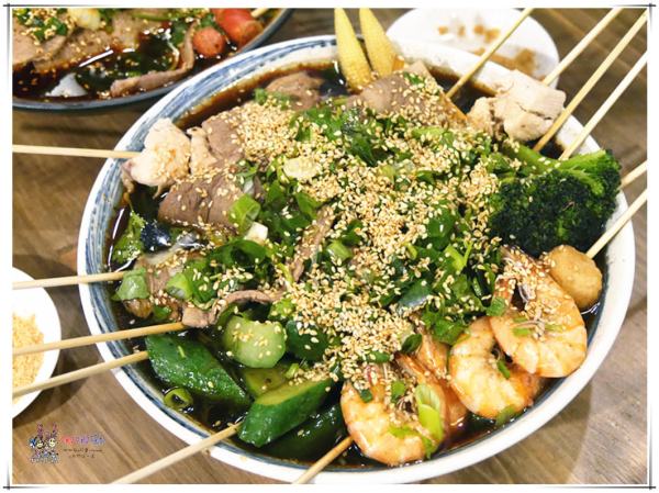 桃園美食,串串鍋,麻辣鍋,桃園聚餐,串中串