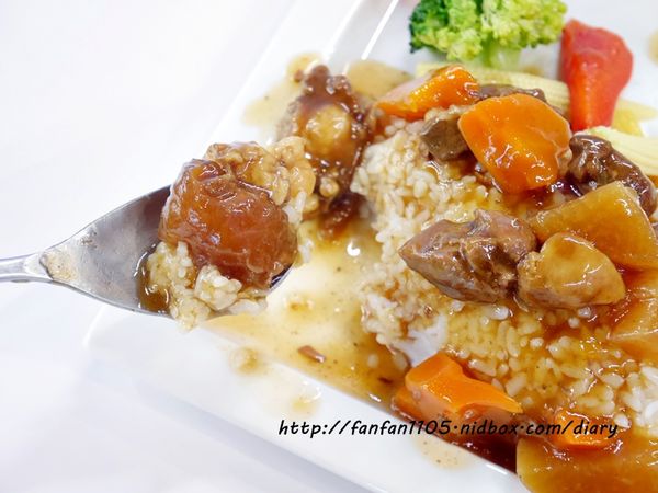 【松山區親子餐廳】跳跳蛙親子運動餐廳 專為小朋友設計的室內運動場所 玩中學習 訓練肌力感覺統合能力運動反應能力 (34).JPG