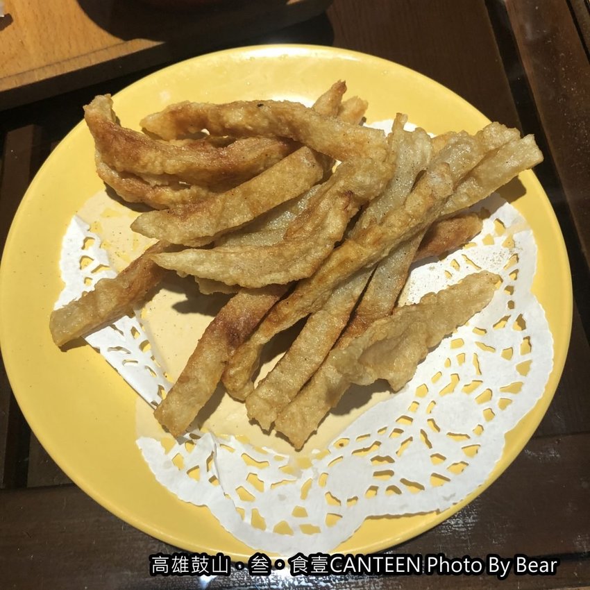 【高雄鼓山】「叁。食壹CANTEEN（老屋餐廳/百年老建築/早午餐/中式簡餐/近西子灣捷運站）」