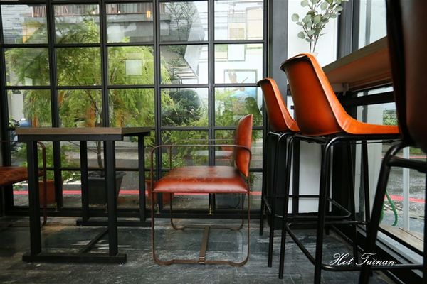 一緒二廚房 IsShoNi Kitchen：【台南美食】隱藏巷弄間的低調義法料理，IG打卡風潮點：一緒二廚房 IsShoNi Kitchen