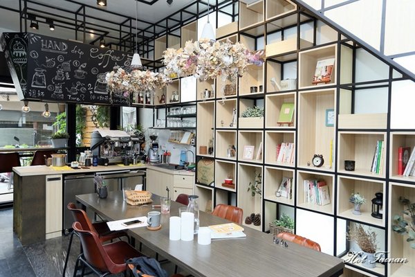 一緒二廚房 IsShoNi Kitchen：【台南美食】隱藏巷弄間的低調義法料理，IG打卡風潮點：一緒二廚房 IsShoNi Kitchen