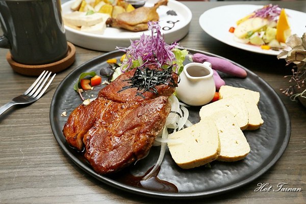 一緒二廚房 IsShoNi Kitchen：【台南美食】隱藏巷弄間的低調義法料理，IG打卡風潮點：一緒二廚房 IsShoNi Kitchen