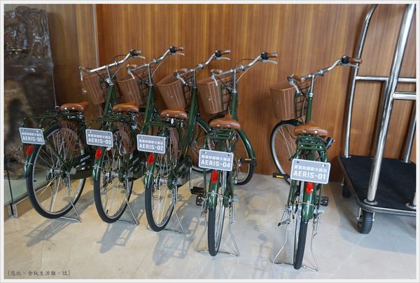 愛麗絲西餐廳-3-自行車.JPG