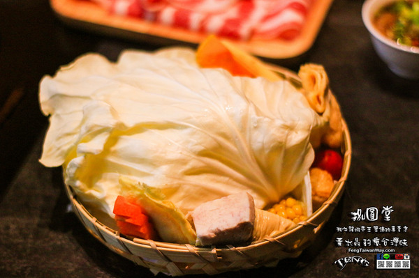 捌圓堂(環球A8店):捌圓堂環球A8店【龜山美食】|桃園龜山機場捷運A8站麻辣鍋(GlobalMall環球購物中心美食);高檔和牛龍蝦帝王蟹鍋物專賣店。