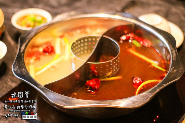 捌圓堂(環球A8店):捌圓堂環球A8店【龜山美食】|桃園龜山機場捷運A8站麻辣鍋(GlobalMall環球購物中心美食);高檔和牛龍蝦帝王蟹鍋物專賣店。