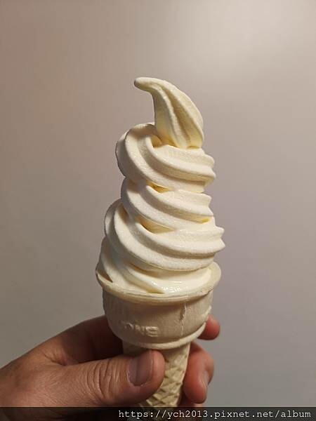 肉老大頂級肉品涮涮鍋 中山錦西店/在民權西路站與雙連站之間,